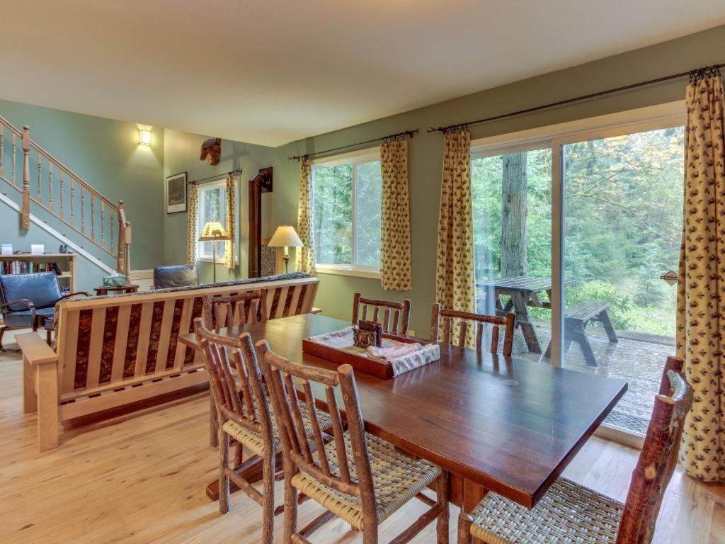 Welches Roaring River Retreat מראה חיצוני תמונה